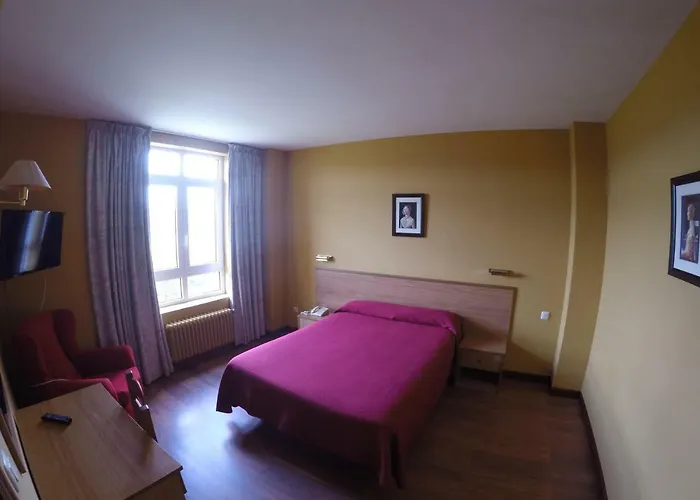 Hotel Dunas De Oyambre 2*